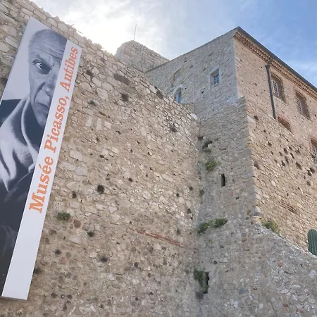 Enjoy * アンティーブ